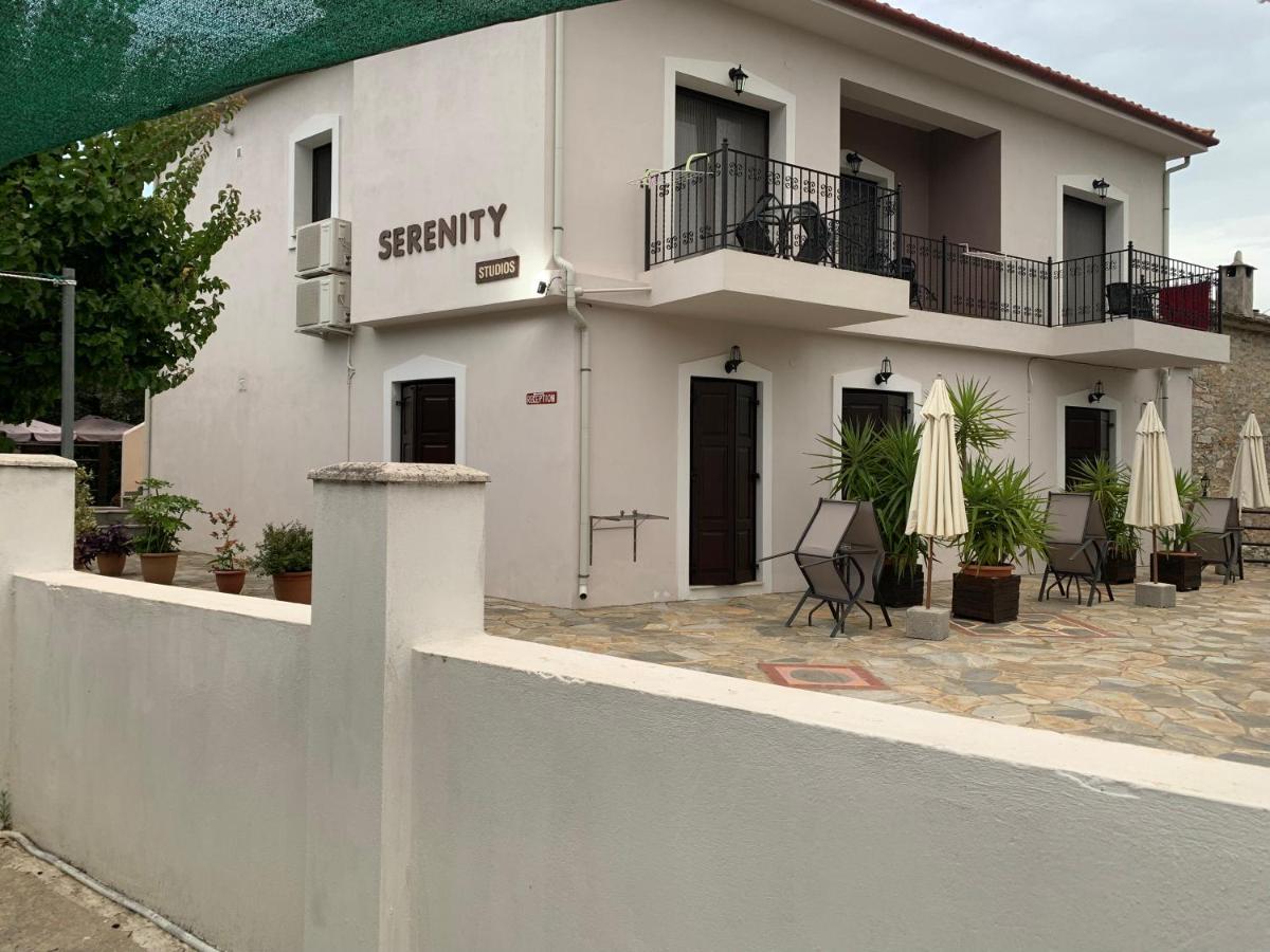 Serenity Studios 칼라네라 외부 사진